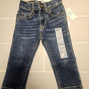 NWT* Old Navy Karate Skinny Jeans